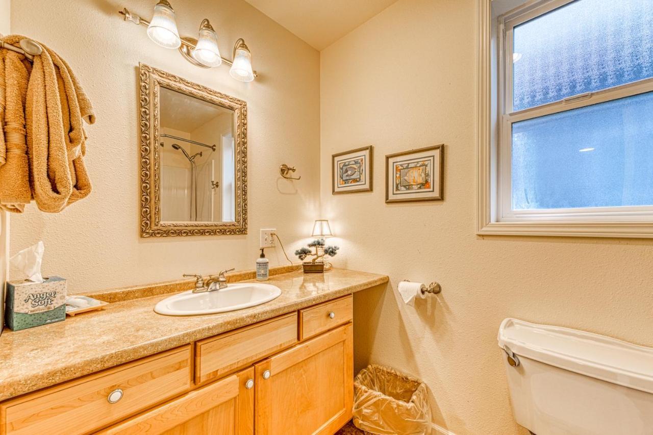 Park Place & Boardwalk Rockaway Beach Bagian luar foto
