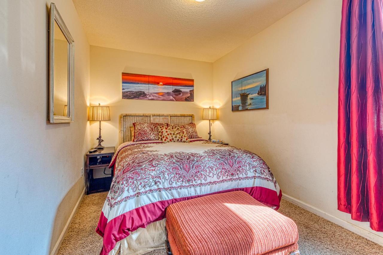 Park Place & Boardwalk Rockaway Beach Bagian luar foto